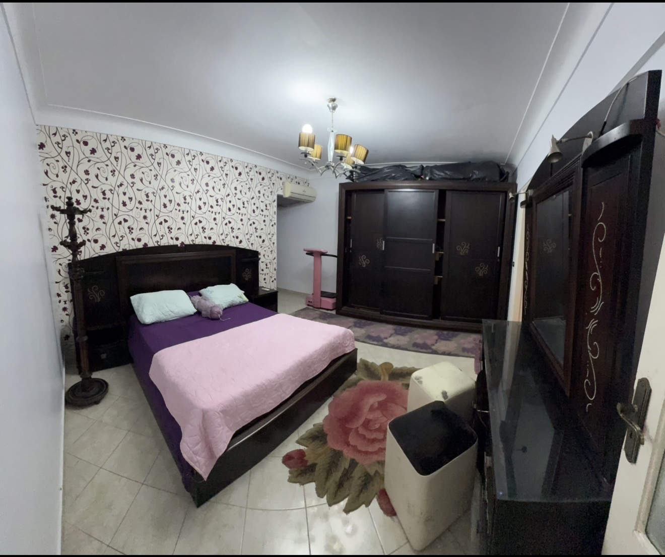 صورة المعرض 12