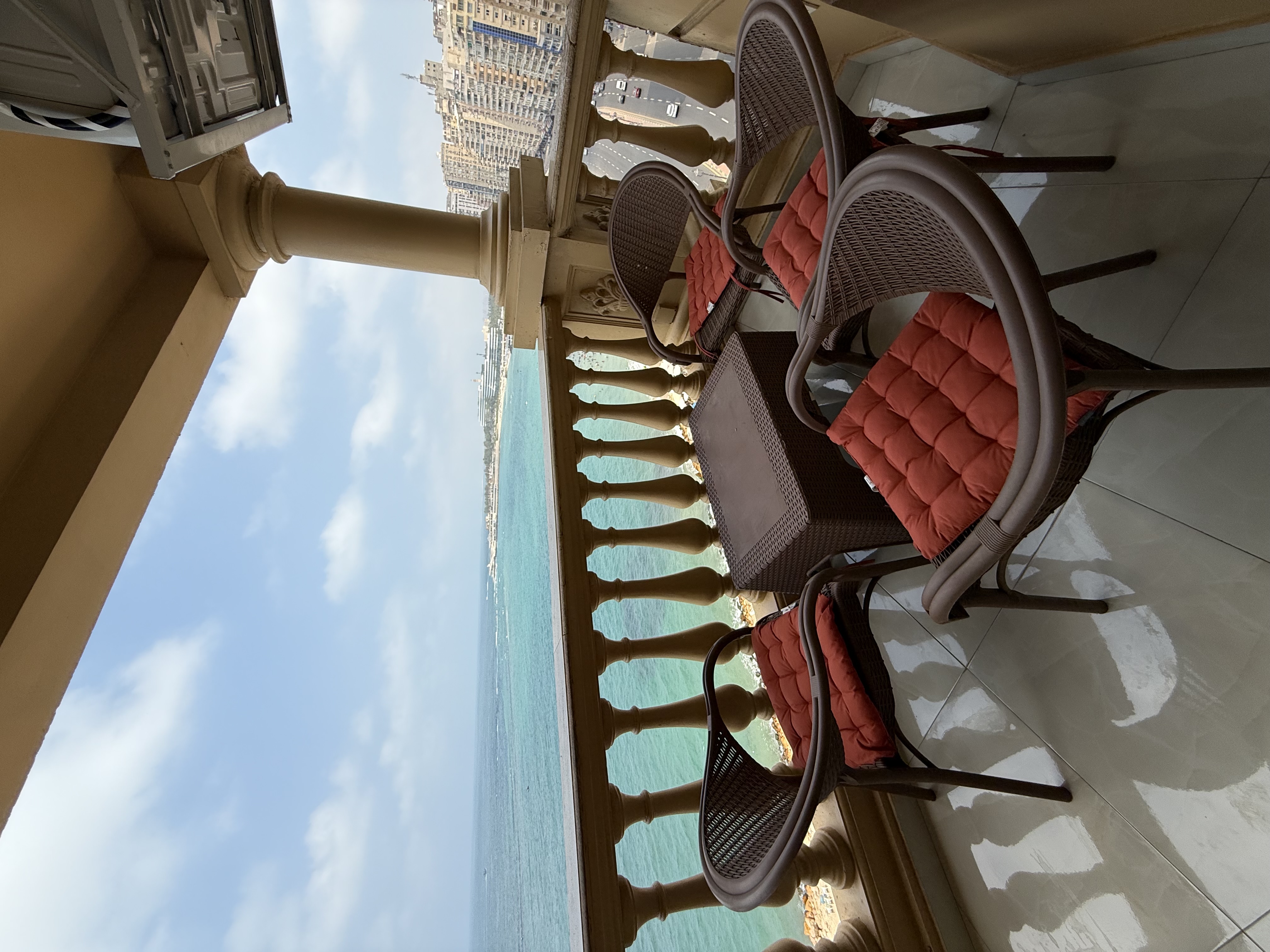 شقة 3 غرف كود  901 المندرة VIP